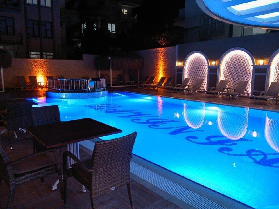Lavinia Apart & Hotel Аланя Екстериор снимка