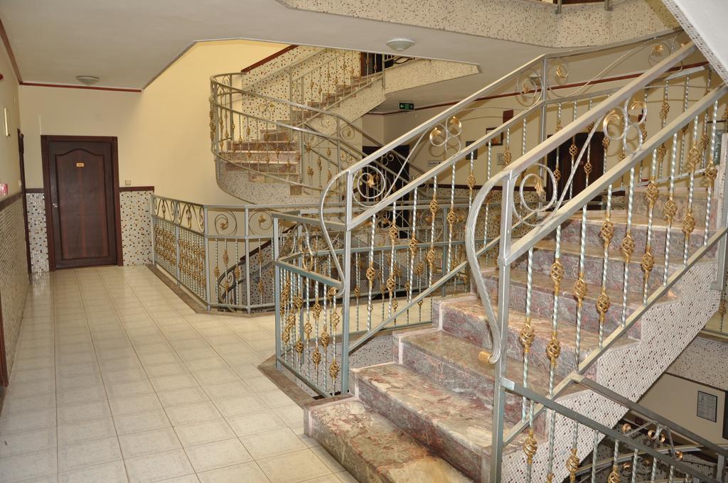 Lavinia Apart & Hotel Аланя Екстериор снимка