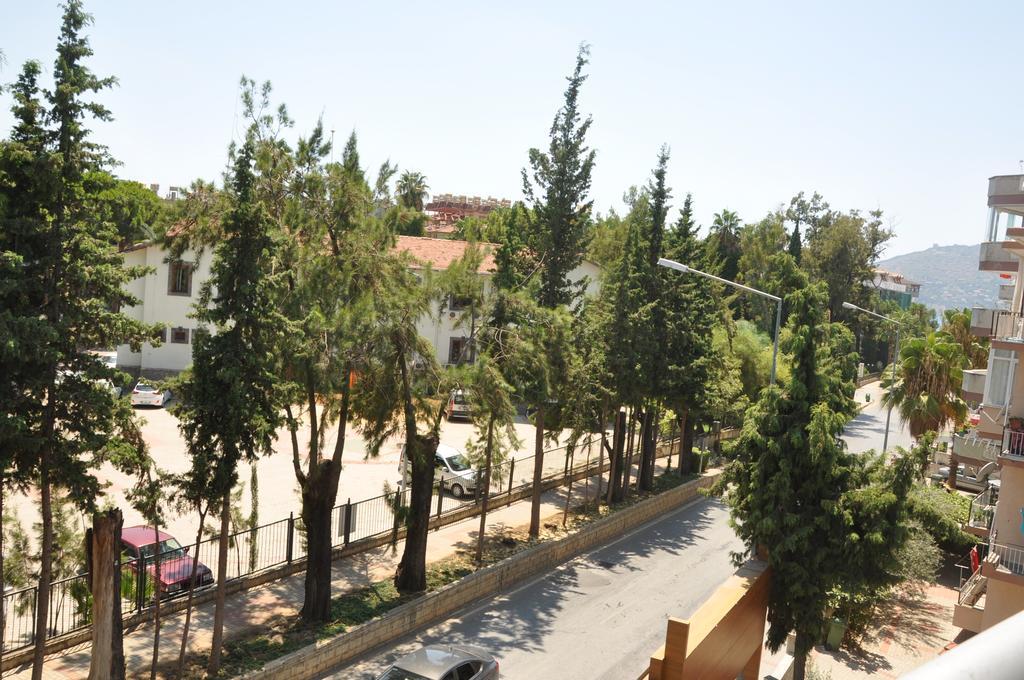 Lavinia Apart & Hotel Аланя Екстериор снимка