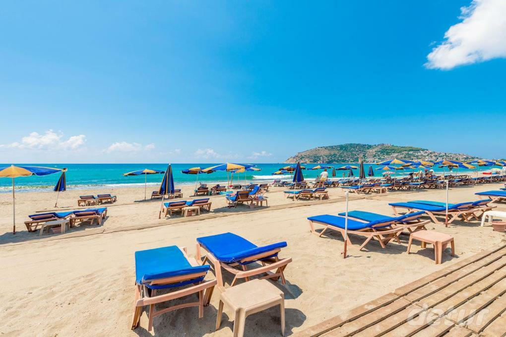 Lavinia Apart & Hotel Аланя Екстериор снимка