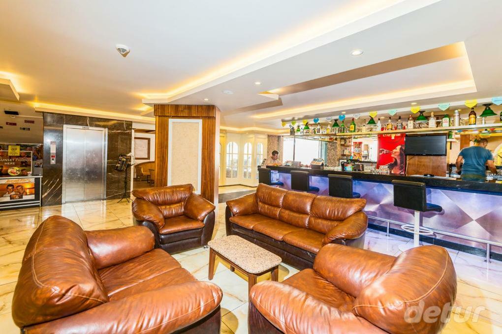Lavinia Apart & Hotel Аланя Екстериор снимка